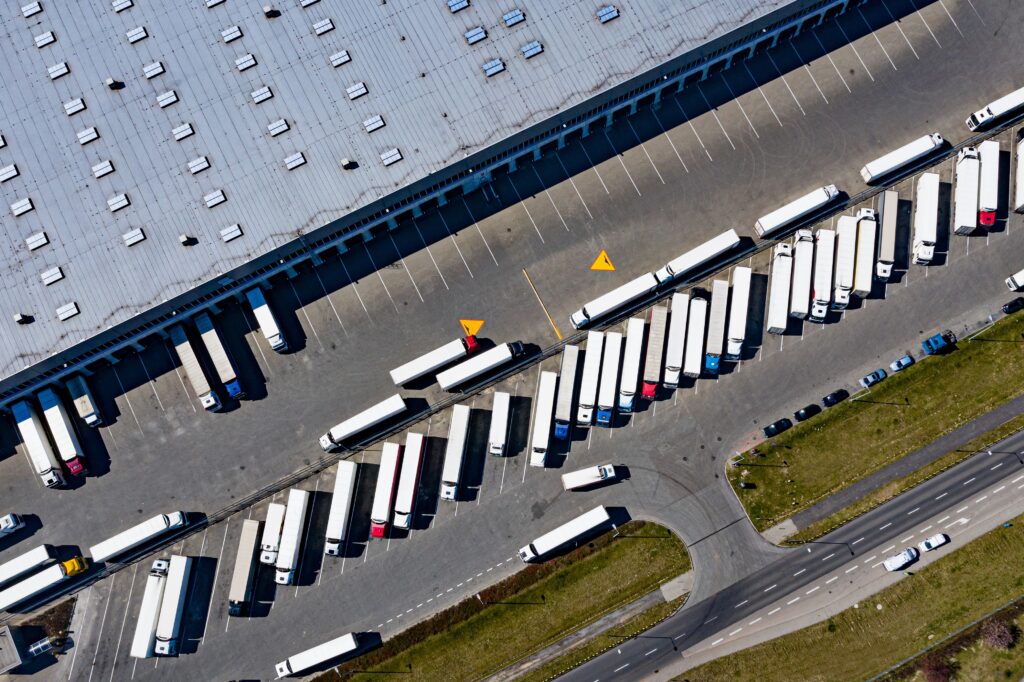 San Diego warehouse space for lease with dock high loading and distribution space