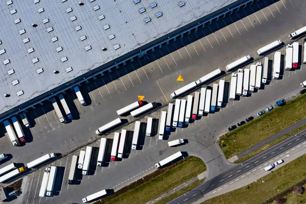 San Diego warehouse space for lease with dock high loading and distribution space