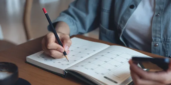 Planning timeline for commercial lease renewal or relocation